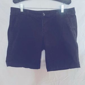 Navy blue Old Navy Bermuda twill shorts